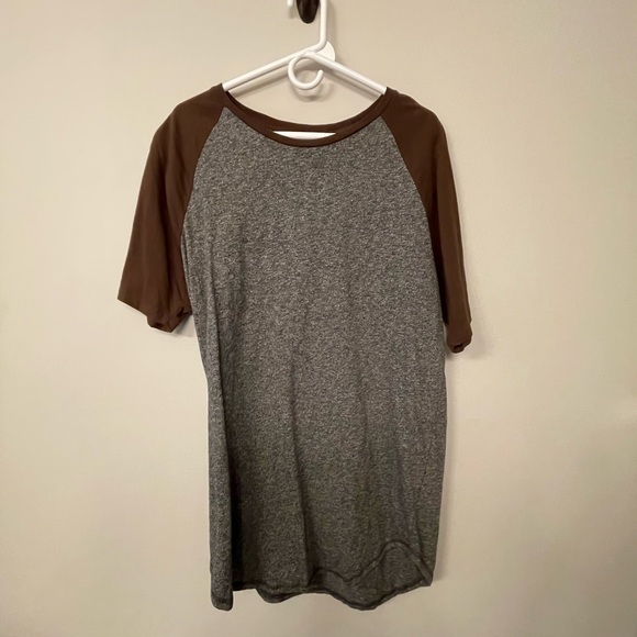 PacSun Other - PacSun Mens L Large Long Tee Shirt Casual Brown Grey